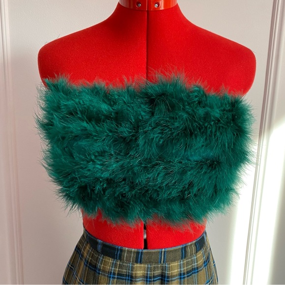 PrettyLittleThing Green Feather Bandeau Top, Zipper Closure, Cropped (US 6) - Picture 1 of 11